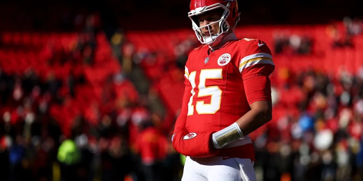Patrick Mahomes starts rehab for torn ACL Patrick Mahomes starts rehab for torn ACL