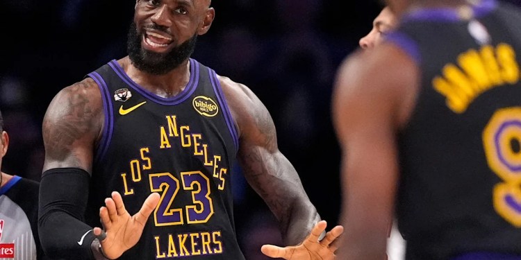LeBron James Criticizes Memphis, Suggests Grizzlies Relocation LeBron James Criticizes Memphis, Suggests Grizzlies Relocation
