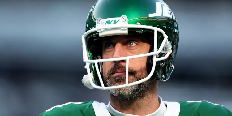 Aaron Rodgers signs reported 1-year, .65 million contract with Steelers, will wear No. 8 in Pittsburgh Aaron Rodgers signs reported 1-year, .65 million contract with Steelers, will wear No. 8 in Pittsburgh