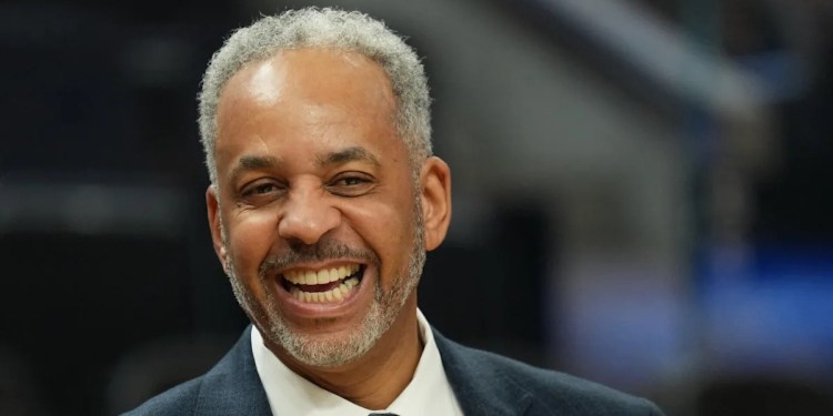 Hornets to Retire Dell Curry’s No. 30 Jersey Hornets to Retire Dell Curry’s No. 30 Jersey