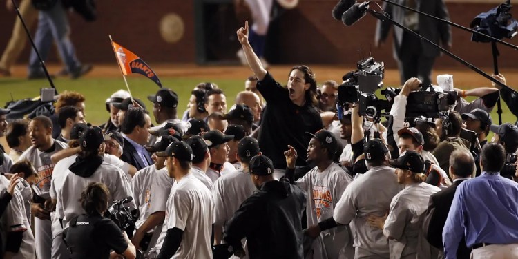 Review of Game 5 of the 2010 World Series Review of Game 5 of the 2010 World Series
