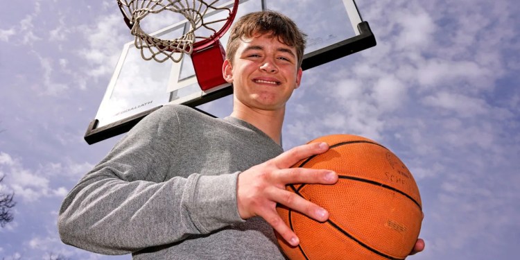 Eighth Grader’s NCAA Women’s Bracket Ends at Sweet 16 Eighth Grader’s NCAA Women’s Bracket Ends at Sweet 16