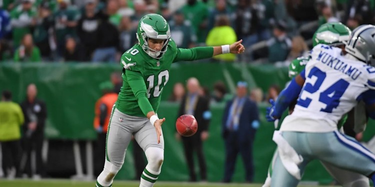 NFL acknowledges incorrect roughing-the-kicker penalty against Cowboys NFL acknowledges incorrect roughing-the-kicker penalty against Cowboys