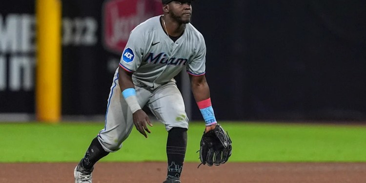 Marlins reportedly designate Ronny Simon for assignment days after he shed tears during three-error game Marlins reportedly designate Ronny Simon for assignment days after he shed tears during three-error game