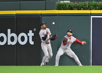 Red Sox outfielders Wilyer Abreu and Ceddanne Rafaela combine for unbelievable 2-man HR robbery Red Sox outfielders Wilyer Abreu and Ceddanne Rafaela combine for unbelievable 2-man HR robbery