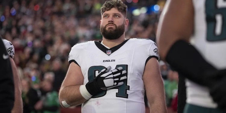 49ers Sign Former Eagles Player to Strengthen Offensive Line 49ers Sign Former Eagles Player to Strengthen Offensive Line