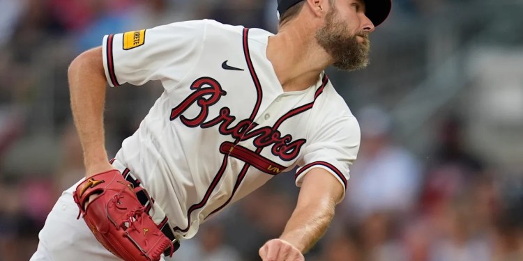 Braves Defeat Royals 6-0 on Opening Night Braves Defeat Royals 6-0 on Opening Night