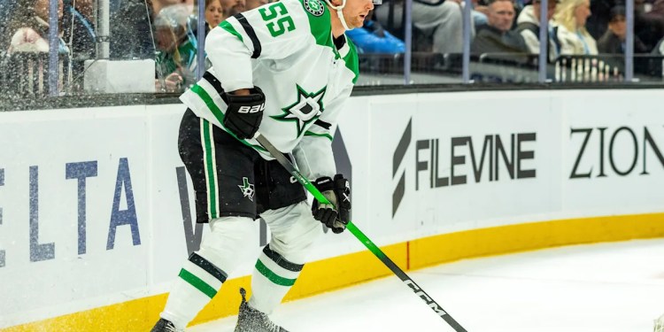 Stars Defeat Mammoth 3-2 for Fourth Consecutive Win Stars Defeat Mammoth 3-2 for Fourth Consecutive Win