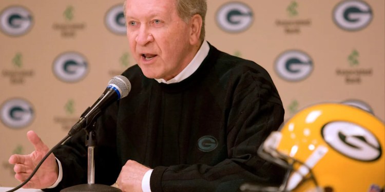 Bob Harlan, former Packers president, dies at 89 Bob Harlan, former Packers president, dies at 89