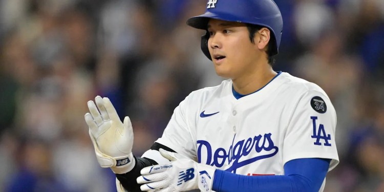 Shohei Ohtani homers in third straight bobblehead night as part of Dodgers onslaught Shohei Ohtani homers in third straight bobblehead night as part of Dodgers onslaught