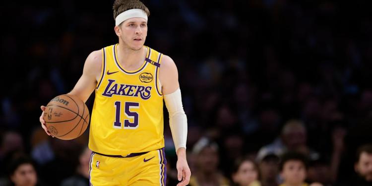 Lakers dodge bullet with Austin Reaves, who is day-to-day after leaving game with calf injury Lakers dodge bullet with Austin Reaves, who is day-to-day after leaving game with calf injury