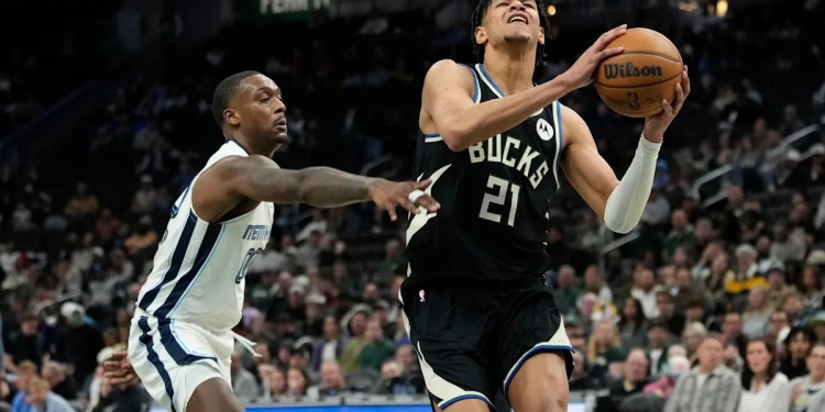 Bucks defeat Grizzlies 131-115 Bucks defeat Grizzlies 131-115
