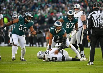 Eagles’ Defensive Line Faces 49ers in Wild-Card Game Eagles’ Defensive Line Faces 49ers in Wild-Card Game