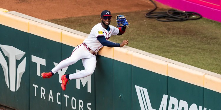 Braves' Jurickson Profar robs Marlins' Agustín Ramírez of home run with leaping catch over left-field fence Braves' Jurickson Profar robs Marlins' Agustín Ramírez of home run with leaping catch over left-field fence