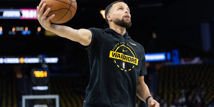 Stephen Curry Injures Quad in Loss to Rockets
Curry to Undergo MRI Stephen Curry Injures Quad in Loss to Rockets
Curry to Undergo MRI