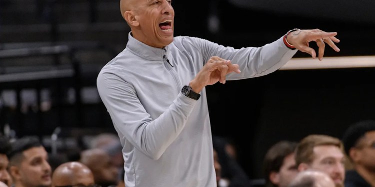 Kings may trade veterans amid coaching staff disconnect Kings may trade veterans amid coaching staff disconnect