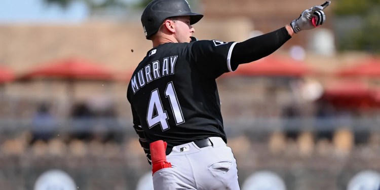 White Sox Lose 7-6 to Dodgers White Sox Lose 7-6 to Dodgers