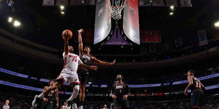 Sixers Lose to Heat in First Game Without Edgecombe Sixers Lose to Heat in First Game Without Edgecombe