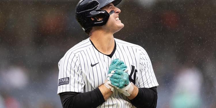 Yankees' Anthony Rizzo ruled out for ALDS vs. Royals after fracturing fingers Yankees' Anthony Rizzo ruled out for ALDS vs. Royals after fracturing fingers