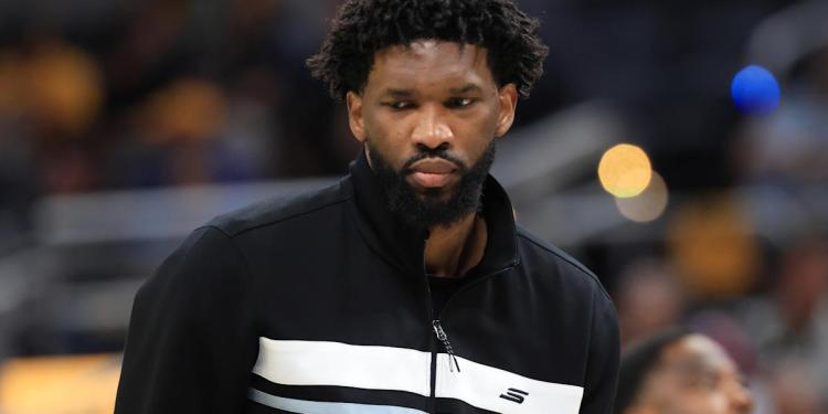 Sixers’ Joel Embiid balks at notion that he doesn’t want to play through knee injury Sixers’ Joel Embiid balks at notion that he doesn’t want to play through knee injury