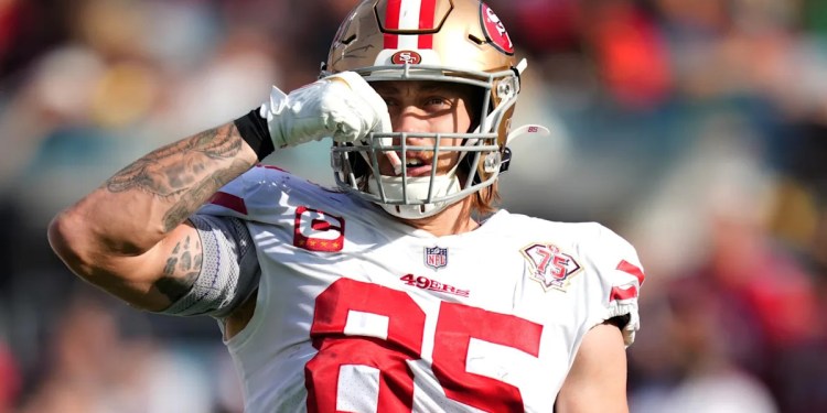 Players Use Smelling Salts Despite NFL Rules Players Use Smelling Salts Despite NFL Rules