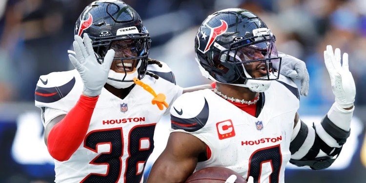 Texans Defeat Chargers 20-16, Secure Playoff Spot Texans Defeat Chargers 20-16, Secure Playoff Spot