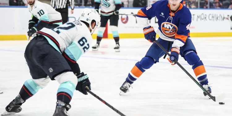 Matthew Schaefer Steps Up for Islanders as 18-Year-Old Player Matthew Schaefer Steps Up for Islanders as 18-Year-Old Player