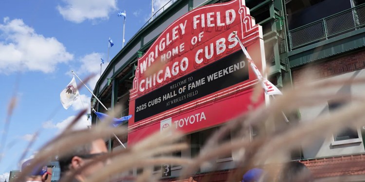 Wrigley Field is a Top MLB Venue
How to Watch Opening Day Wrigley Field is a Top MLB Venue
How to Watch Opening Day