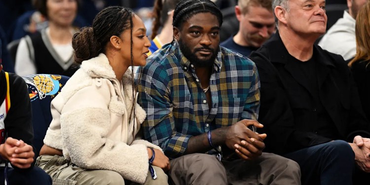 Brandon Aiyuk’s 2025 Season Ends Without Games Played
Niners Future Uncertain Brandon Aiyuk’s 2025 Season Ends Without Games Played
Niners Future Uncertain