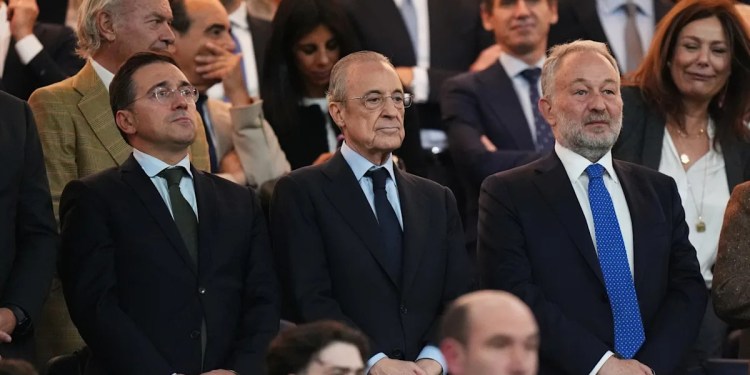 Florentino Perez urges Real Madrid players to be role models Florentino Perez urges Real Madrid players to be role models