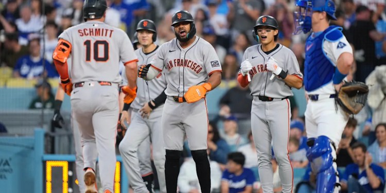 Giants tie Dodgers for 1st in NL West with Casey Schmitt grand slam leading to 6-2 win Giants tie Dodgers for 1st in NL West with Casey Schmitt grand slam leading to 6-2 win