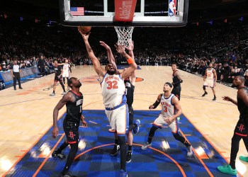 Knicks Defeat Rockets 108-106 After 15-Point Comeback Knicks Defeat Rockets 108-106 After 15-Point Comeback