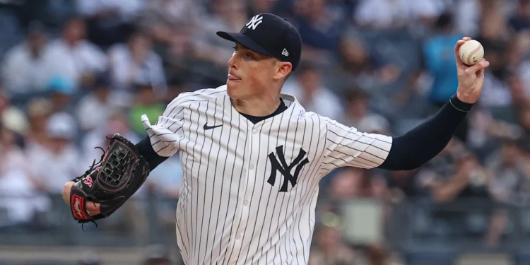 Ryan Yarbrough signs 1-year contract with New York Yankees Ryan Yarbrough signs 1-year contract with New York Yankees
