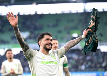 Leonardo Bittencourt discusses Werder Bremen victory and 300th Bundesliga match Leonardo Bittencourt discusses Werder Bremen victory and 300th Bundesliga match