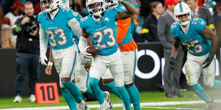 Dolphins’ Jack Jones comments on Marcus Mariota’s throwing ability Dolphins’ Jack Jones comments on Marcus Mariota’s throwing ability