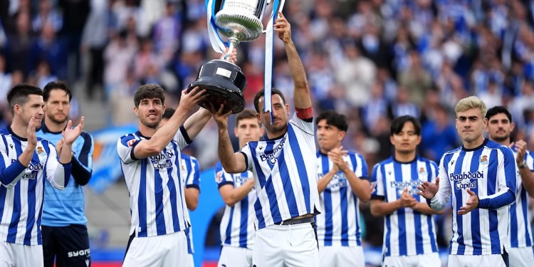 Real Sociedad Rejects Barcelona’s Attempts to Sign Three Players Real Sociedad Rejects Barcelona’s Attempts to Sign Three Players