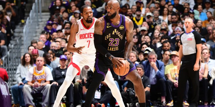 Rockets Lose to Lakers, Fall Behind 2-0 Rockets Lose to Lakers, Fall Behind 2-0