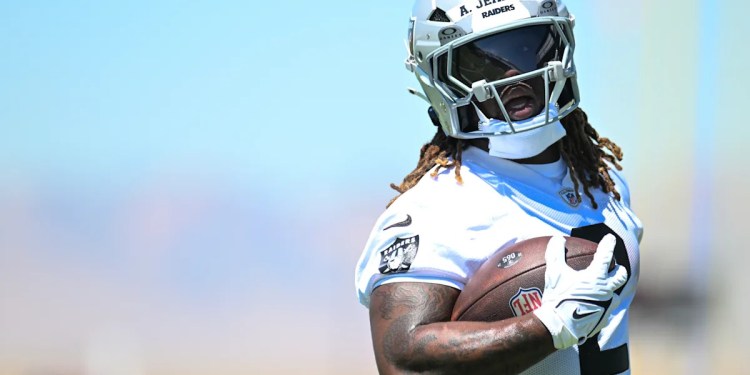 Fantasy Football Predictions: 2025 rookie class offers everything from immediate star power to sleeper appeal Fantasy Football Predictions: 2025 rookie class offers everything from immediate star power to sleeper appeal