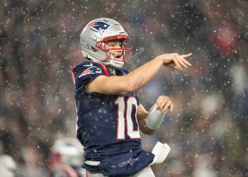 Patriots vs. Broncos AFC Championship Game Preview
Drake Maye Aims to Lead New England to Super Bowl Patriots vs. Broncos AFC Championship Game Preview
Drake Maye Aims to Lead New England to Super Bowl