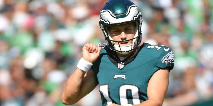 Punter Braden Mann Signs Extension with Eagles Punter Braden Mann Signs Extension with Eagles