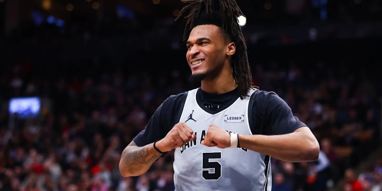 Spurs Achieve 10 Consecutive Wins Spurs Achieve 10 Consecutive Wins