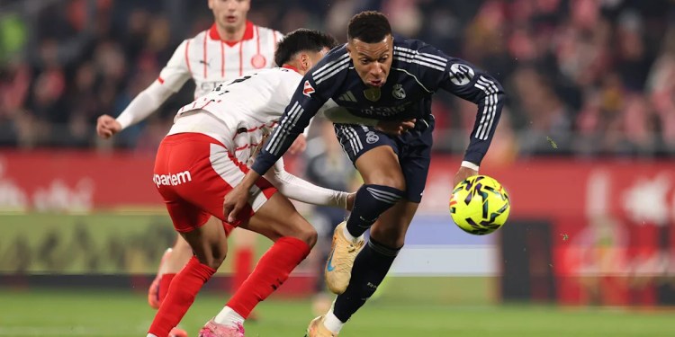 Kylian Mbappe discusses racist abuse and national team quitting Kylian Mbappe discusses racist abuse and national team quitting