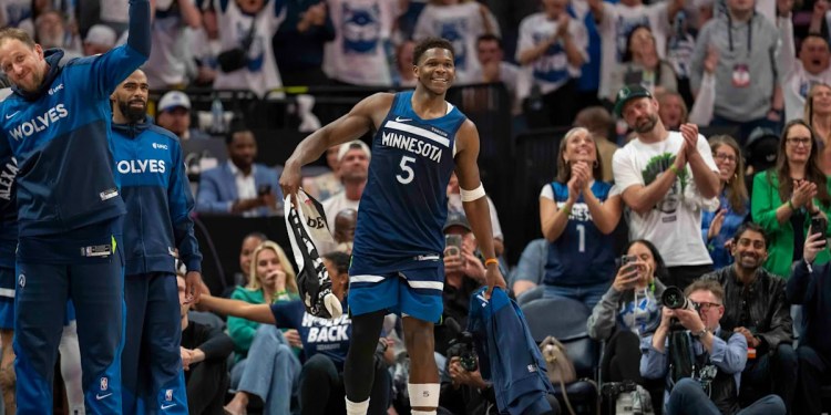 Anthony Edwards' injury scare shows fragile nature of NBA playoffs — and how it could all come down to one star Anthony Edwards' injury scare shows fragile nature of NBA playoffs — and how it could all come down to one star
