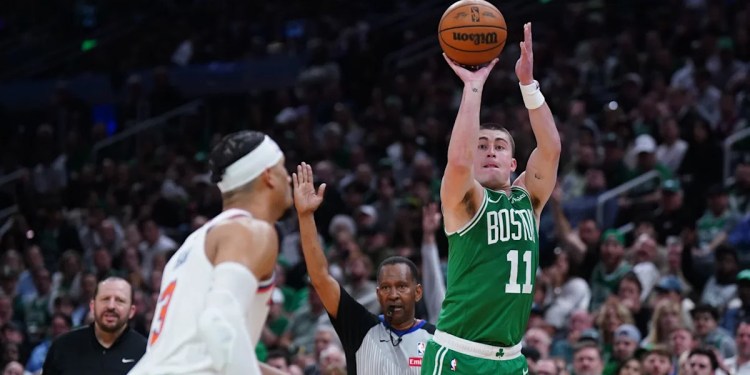 Fantasy Basketball 2025-26: Key Three-Point Shooter Targets Fantasy Basketball 2025-26: Key Three-Point Shooter Targets