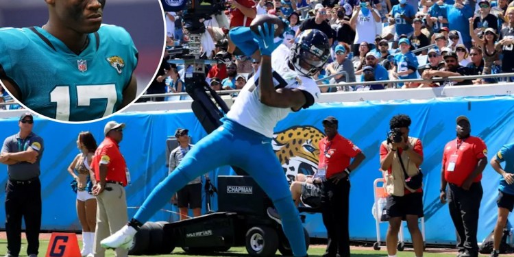 D.J. Chark retires from NFL at age 29 D.J. Chark retires from NFL at age 29