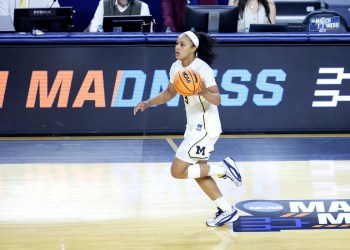 Michigan defeats Holy Cross 83-48 in NCAA women’s tournament Michigan defeats Holy Cross 83-48 in NCAA women’s tournament