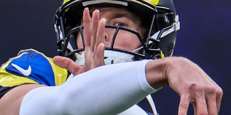 Stafford Needs 154 Yards to Pass Ryan in All-Time Rankings Stafford Needs 154 Yards to Pass Ryan in All-Time Rankings