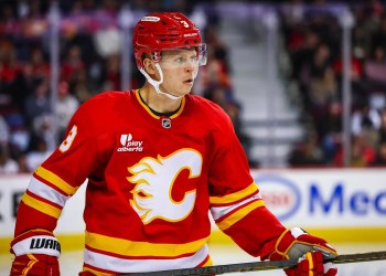 Maatta Approaches 800 Career Games Against Avalanche Maatta Approaches 800 Career Games Against Avalanche