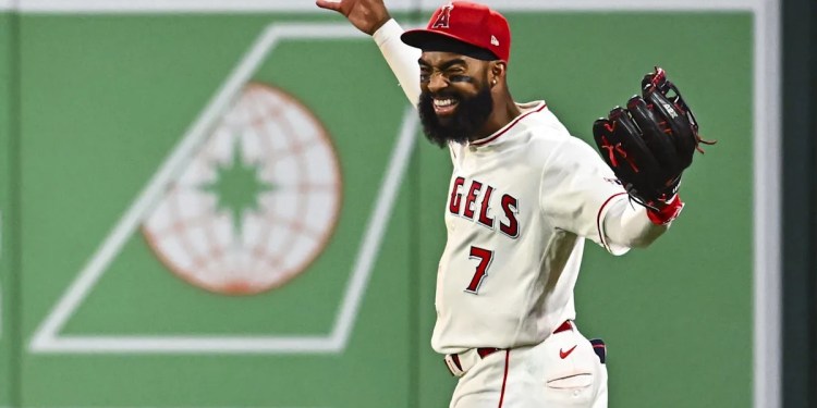 Jo Adell Hits Three Home Runs in Angels Win Over Mariners Jo Adell Hits Three Home Runs in Angels Win Over Mariners