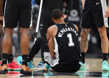 Victor Wembanyama exits game due to rib injury Victor Wembanyama exits game due to rib injury